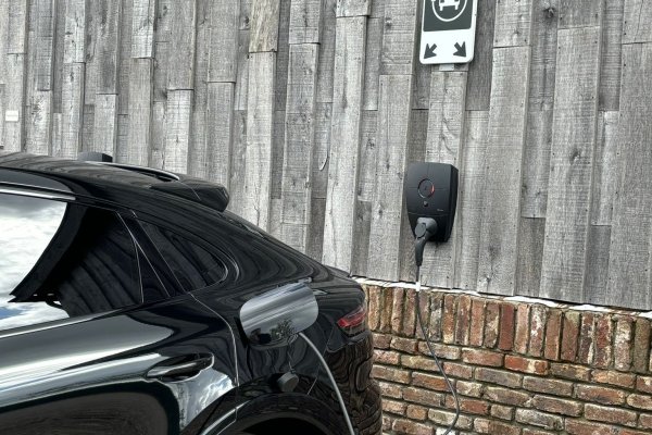 Laadpalen elektrische auto Landgoed Moerslag Sint Geertruid Maastricht Laadpalen elektrische auto Landgoed Moerslag Sint Geertruid Maastricht